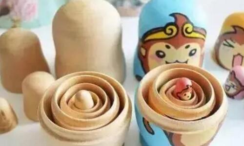 俄羅斯套娃彩繪&壽司手作，玩趣色彩，悅動食光！